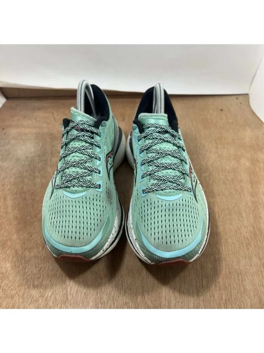 Saucony Endorphin Speed 3 Womens Size 8.5 Green Walking Running Shoes Sneakers - Picture 2 of 10
